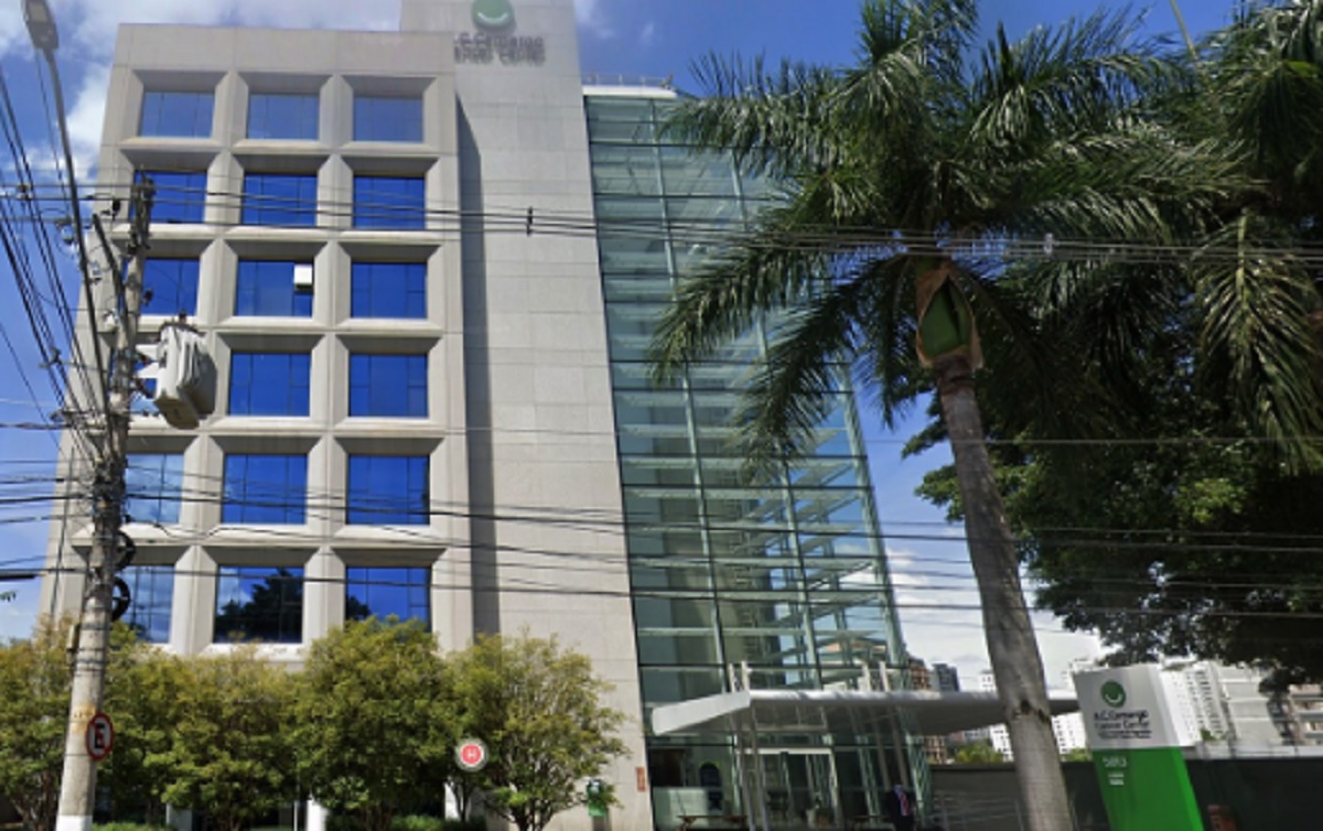 Hospital A.C. Camargo deixará de atender SUS. Ex-ministro questiona governo